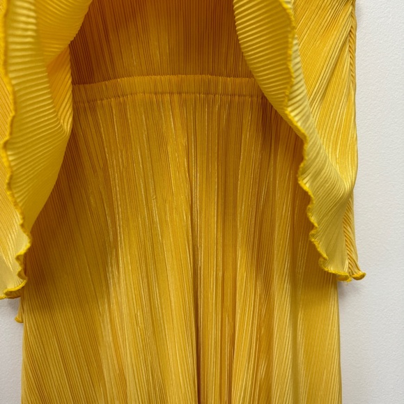 Alexis Yellow Pleated Spaghetti Strap Dress Size XS - Picture 5 of 6